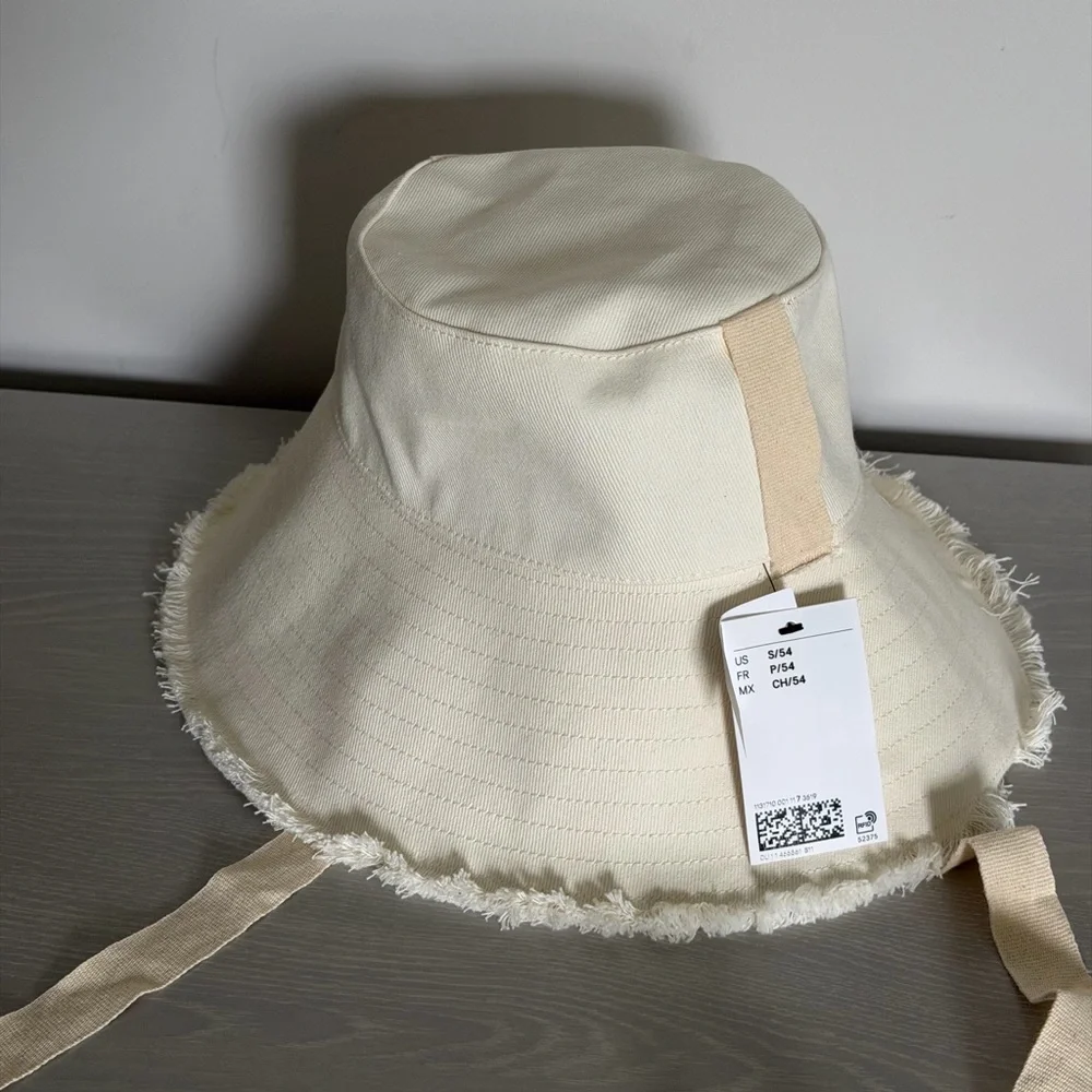 Cream Bucket Hat with Chin Ties